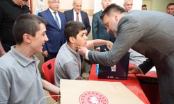 Biba, öğrencileri yalnız bırakmadı