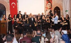 Bursa’da şarkılar babalar için söylendi