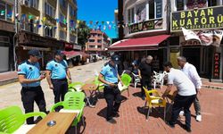 'ÜNLÜ CADDE'DE KALDIRIM İŞGALİNE SON