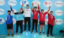 Yıldırım'ın minik güreşçileri kürsüyü doldurdu!