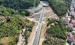BAKAN URALOĞLU, YALOVA-ARMUTLU YOLU'NU HİZMETE AÇTI