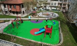 Yıldırım'da parklara yaz bakımı