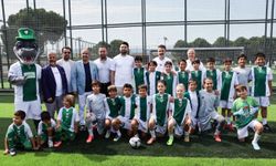 BÜYÜKŞEHİR'DEN BURSASPOR'UN GELECEĞİNE YATIRIM