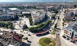 O ilçede metrobüs ilk kez görücüye çıktı