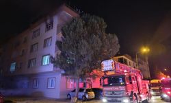 APARTMAN DAİRESİNDE KORKUTAN YANGIN!