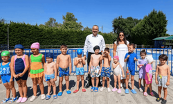 Minik yüzücüler sertifikalarına kavuştu