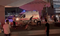 MOTOSİKLET SÜRÜCÜSÜ BARİYERLERE ÇARPTI