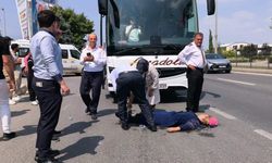 GENÇ KADINA YOLCU OTOBÜSÜ ÇARPTI!
