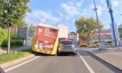 HALK OTOBÜSÜ DİREĞE ÇARPTI!