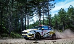 Bursa'nın şampiyon ralli pilotundan çifte başarı!