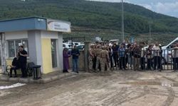 OKUL BAHÇESİNDE ÖĞRETMENE SİLAHLI SALDIRI!