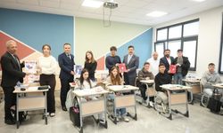 Yenişehir’de üniversite adaylarına kitap desteği