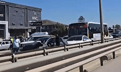 BURSA'DA 5 ARAÇLI ZİNCİRLEME KAZA!
