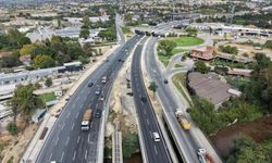 BİBA SÖZÜNÜ TUTTU: GEÇİT KÖPRÜSÜ TRAFİĞE AÇILDI!