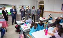 Başkan Özel'den Tahirağa İlkokulu'na ziyaret