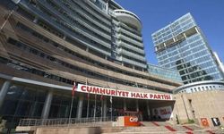 CHP'de üç belediye başkanı için ihraç kararı