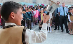 MEB'DEN ÖĞRENCİLERE 9 GÜNLÜK TATİL MÜJDESİ
