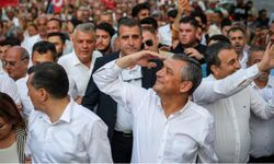 YENİ PARTİ'NİN KURULTAY TARİHİ BELLİ OLDU