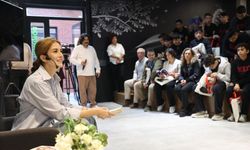 Elit Andaç Çam gençler ve işçilerle buluştu