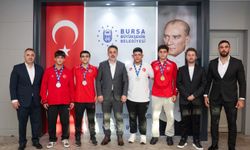 Biba, Bursa’nın gururu güreşçileri ağırladı