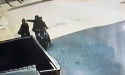 ÇALINTI MOTOSİKLETLE KAPKAÇ YAPTILAR!