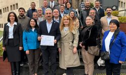 YENİ PARTİ BURSA İL BAŞKANI NİHAT YEŞİLTAŞ MAZBATASINI ALDI