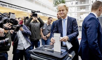 Hollanda’da Wilders sürprizi: İslam karşıtı parti birinci