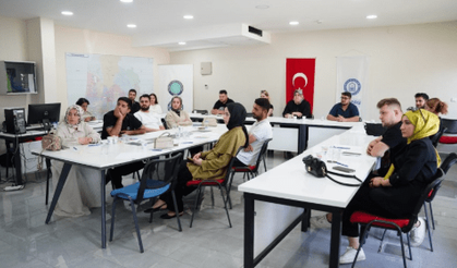 Yuva kuran gençlere 'Yıldırım' destek