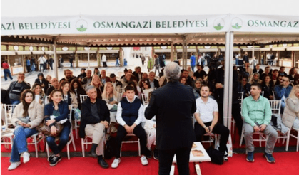 Sevilen yazarlar, okurlarıyla buluştu