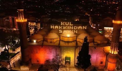 Ulu Cami'de mahya asıldı