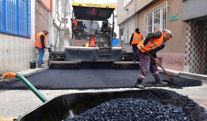 O mahalleye 100 ton sıcak asfalt