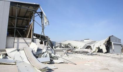 Nilüfer'de 4 kaçak bina yıkıldı!