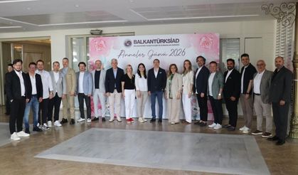 BALKANTÜRKSİAD Anneler Günü'nü kutladı