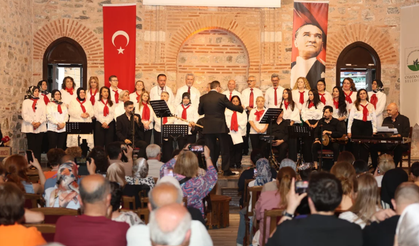 Osmangazi'de türküler gönüllere işlendi