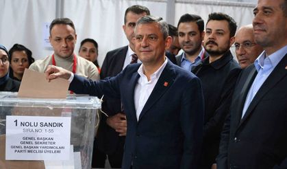 CHP'de kurultay için yeterli imza toplandı