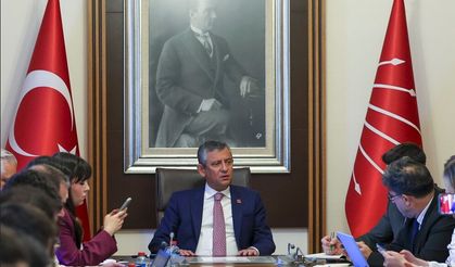 Özel'den yeni parti açıklaması