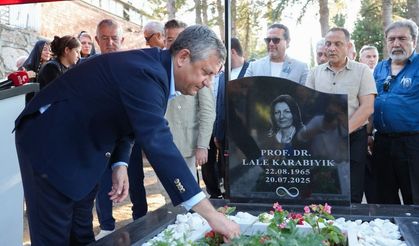 Özgür Özel, Lale Karabıyık'ı Andı
