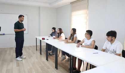 Osmangazi Belediyesi gençlerin yanında