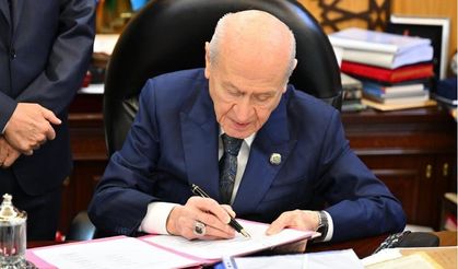 Bahçeli çerçeve yasayı imzaladı