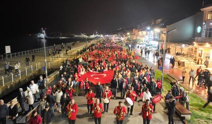 Mavi Mudanya bu kez kırmızıya büründü