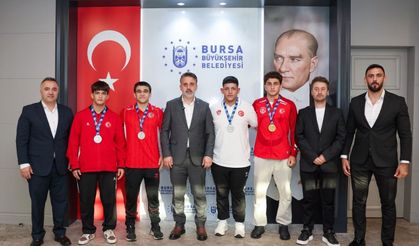 Biba, Bursa’nın gururu güreşçileri ağırladı