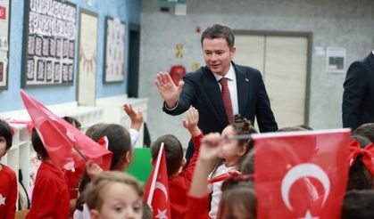 Osmangazi'de miniklerin Cumhuriyet sevinci