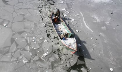 Balıkçıların zorlu ekmek mücadelesi sürüyor