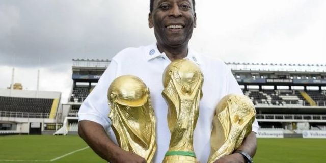 Futbolun efsane ismi Pele hayatını kaybetti!