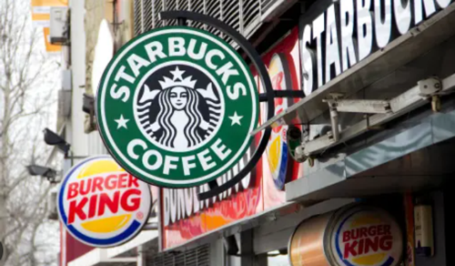 Starbucks ve Burger King'e baskın!