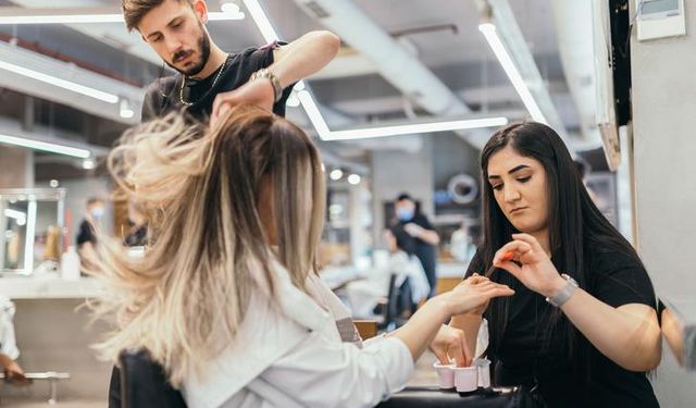 Kuaförlerden ‘Pazar Günü Tatil’ kararına tepki