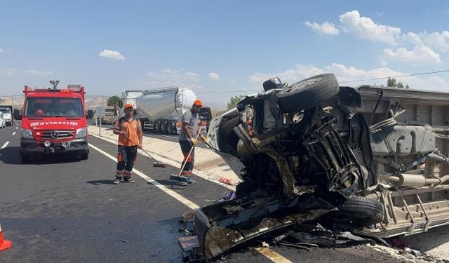 Düğün yolunda kaza! Çok sayıda yaralı var