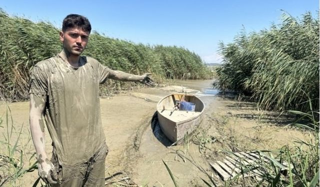 Çiftçiler isyan etti! Çamura girmek zorunda kalıyorlar