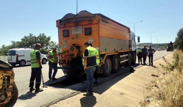 Çatlakların oluştuğu yolun onarımı tamamlandı