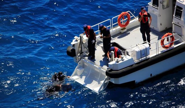 Amatör dalgıçlara suda ceset şoku!